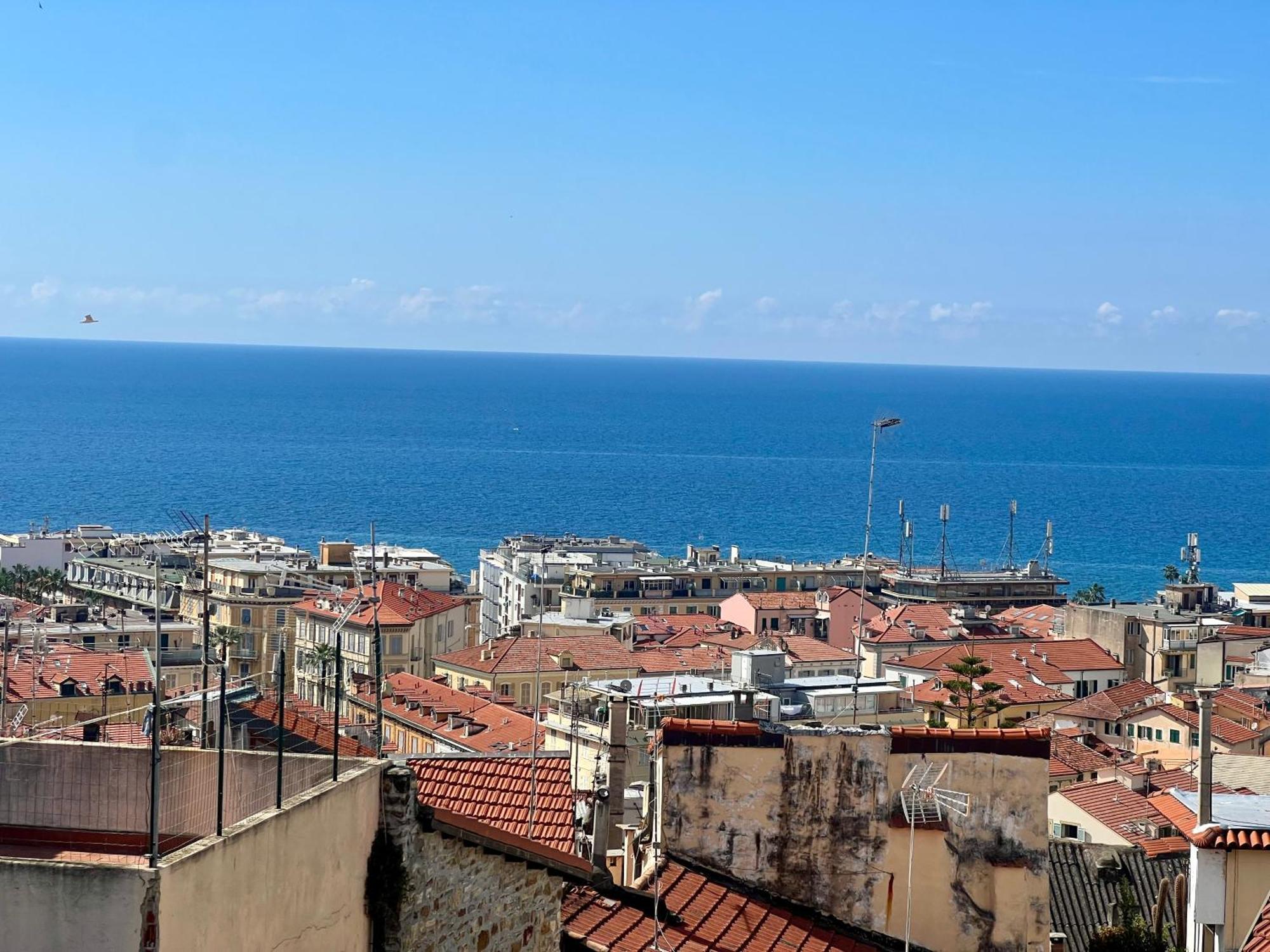 Suite Terrace In Pigna - Sanremo Dış mekan fotoğraf